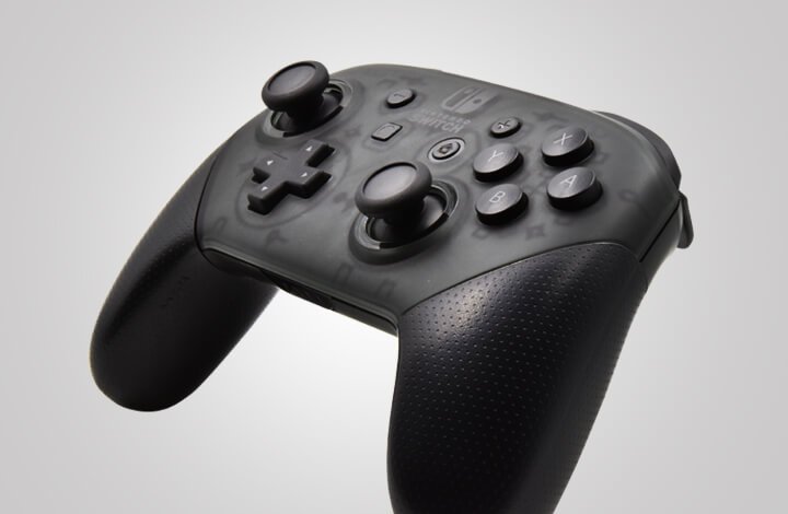 Nintendo Switch Pro Controller Review - Why You Should Go Pro